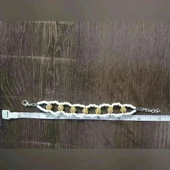 Hand beaded rhinestone bracelet - Picture 3 of 3